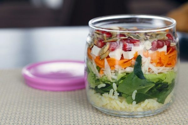 Витаминный салат в банке по рецепту Джейми Оливера (фото) | Рецепт ...